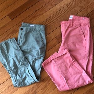 2 GAP Chino cropped pants